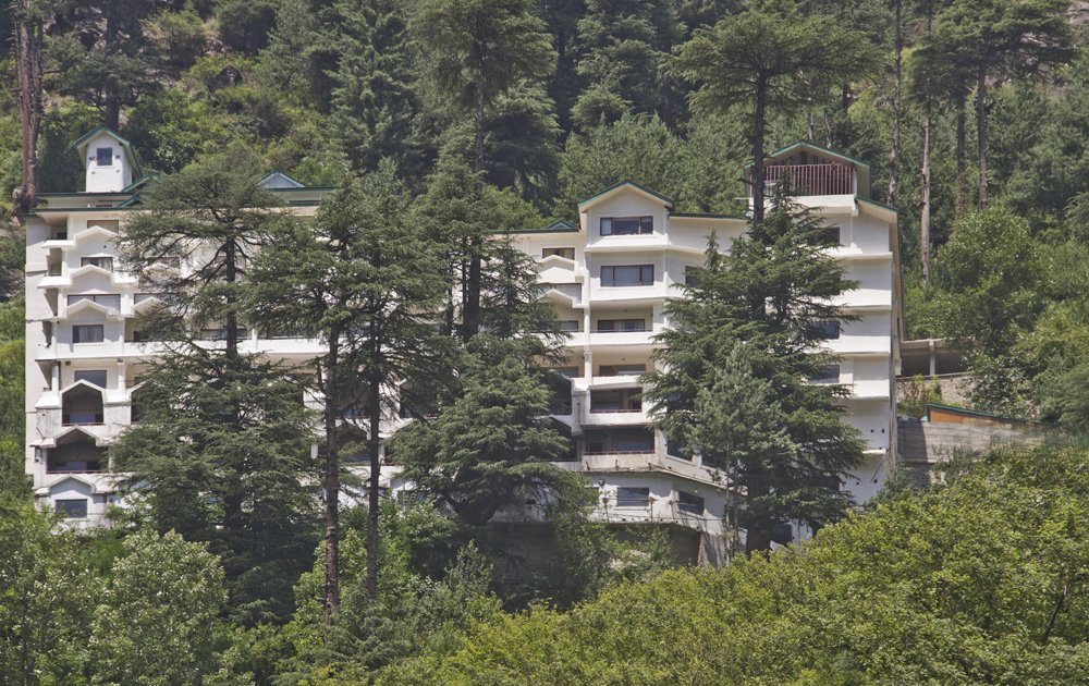 3. MAIN FACADE2